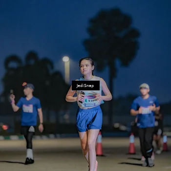 Runner Photo 7515286