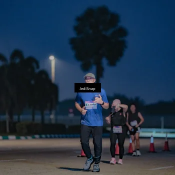 Runner Photo 7515288
