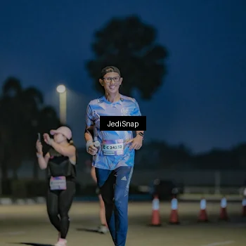 Runner Photo 7515321