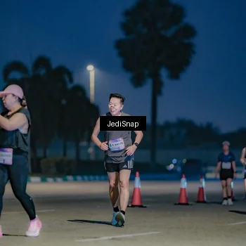 Runner Photo 7515340
