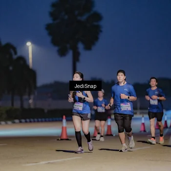 Runner Photo 7515350