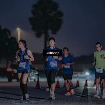 Runner Photo 7515359
