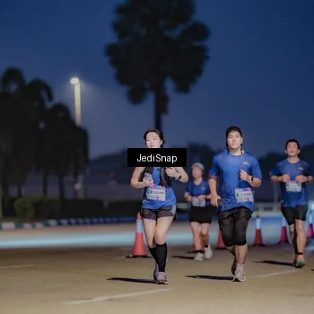 Runner Photo 7515364