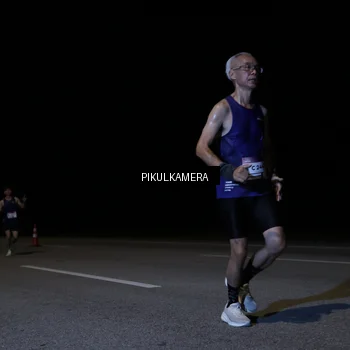 Runner Photo 7515368