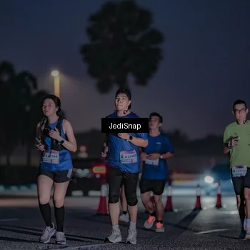 Runner Photo 7515372