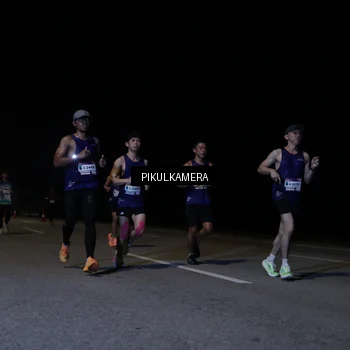 Runner Photo 7515374