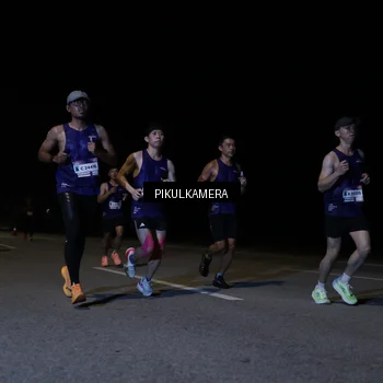Runner Photo 7515378
