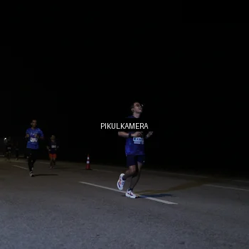 Runner Photo 7515416