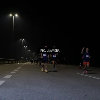 Runner Photo 7515437