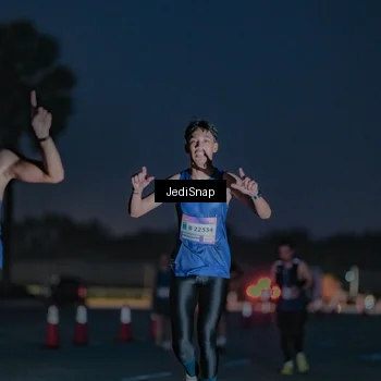Runner Photo 7515438