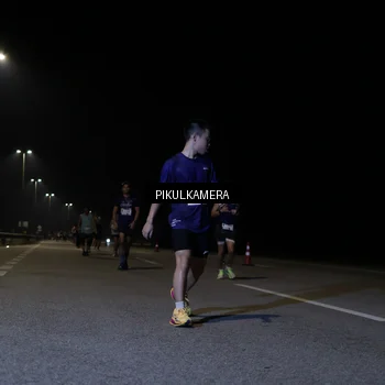 Runner Photo 7515441
