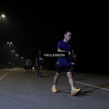 Runner Photo 7515444