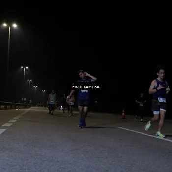 Runner Photo 7515449