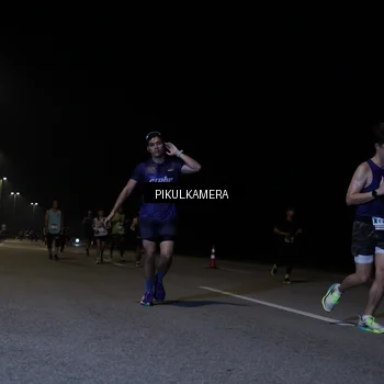 Runner Photo 7515453