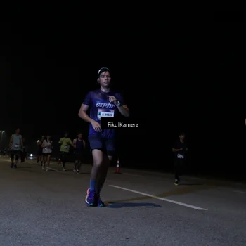 Runner Photo 7515457