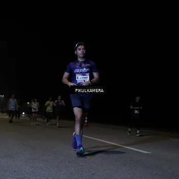 Runner Photo 7515465
