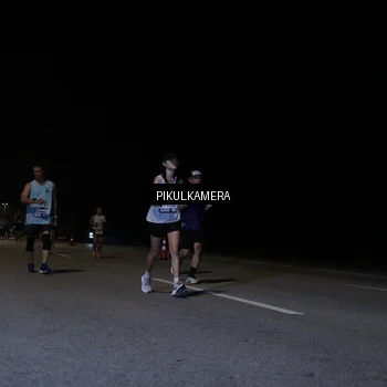 Runner Photo 7515474