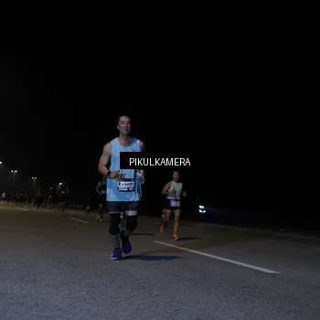 Runner Photo 7515491