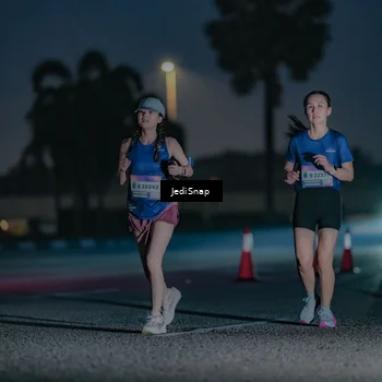 Runner Photo 7515513