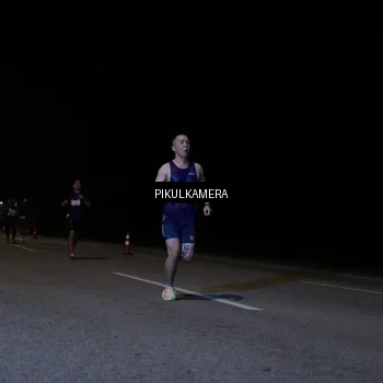 Runner Photo 7515540