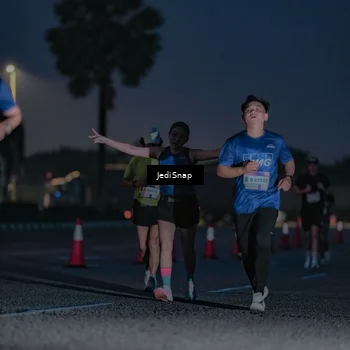 Runner Photo 7515541