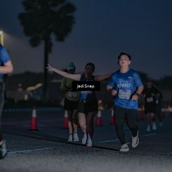Runner Photo 7515542