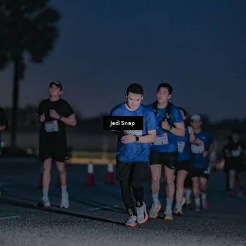 Runner Photo 7515570