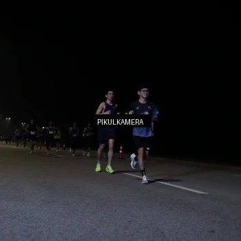 Runner Photo 7515586