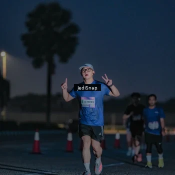 Runner Photo 7515600