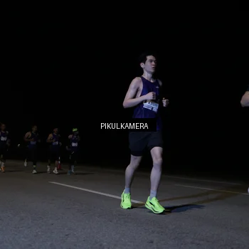 Runner Photo 7515604