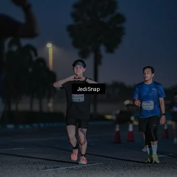 Runner Photo 7515608