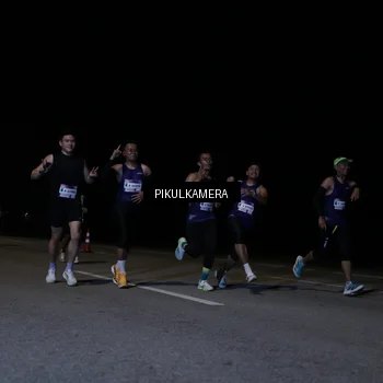 Runner Photo 7515612