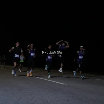 Runner Photo 7515613