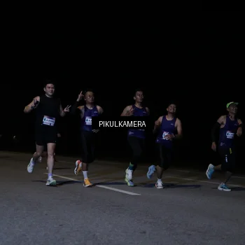 Runner Photo 7515615