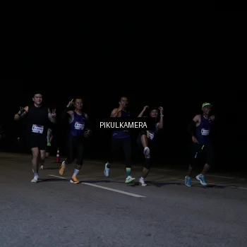 Runner Photo 7515621