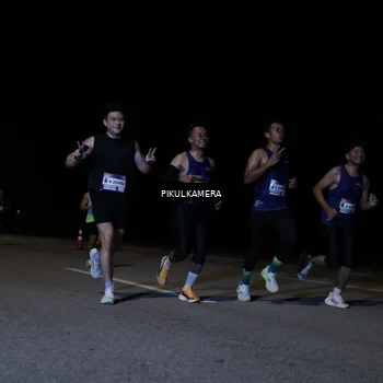 Runner Photo 7515642