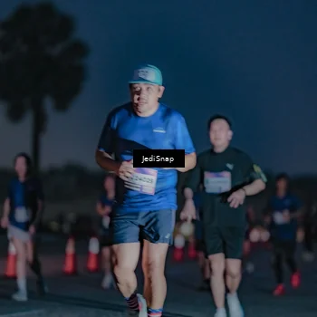 Runner Photo 7515653