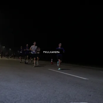 Runner Photo 7515654
