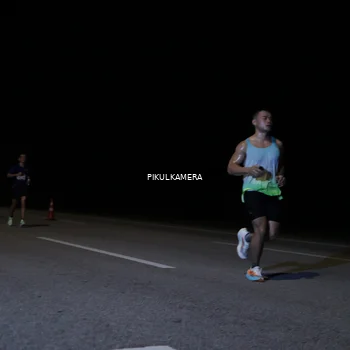 Runner Photo 7515657