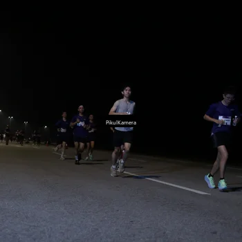 Runner Photo 7515663
