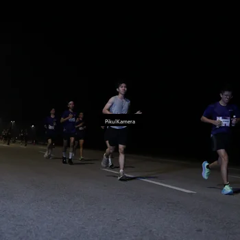 Runner Photo 7515664
