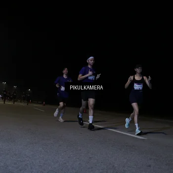 Runner Photo 7515675