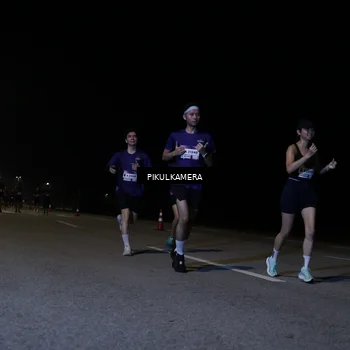 Runner Photo 7515682