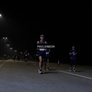 Runner Photo 7515688