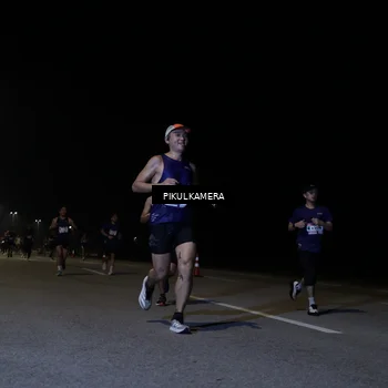 Runner Photo 7515696