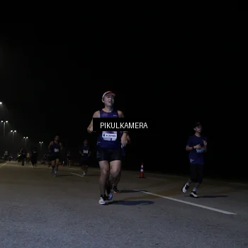 Runner Photo 7515698