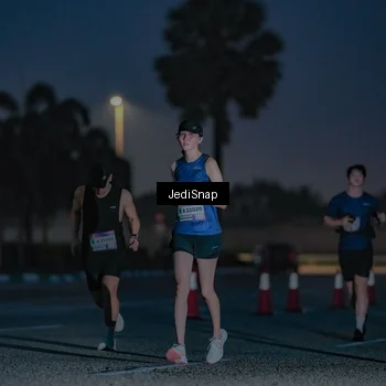 Runner Photo 7515699