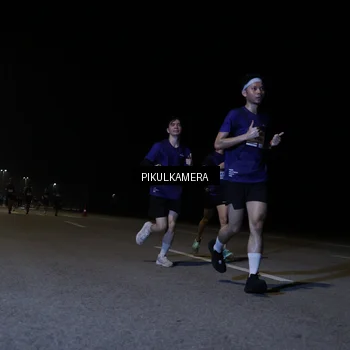 Runner Photo 7515700