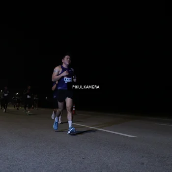 Runner Photo 7515715