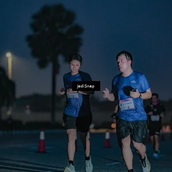 Runner Photo 7515717